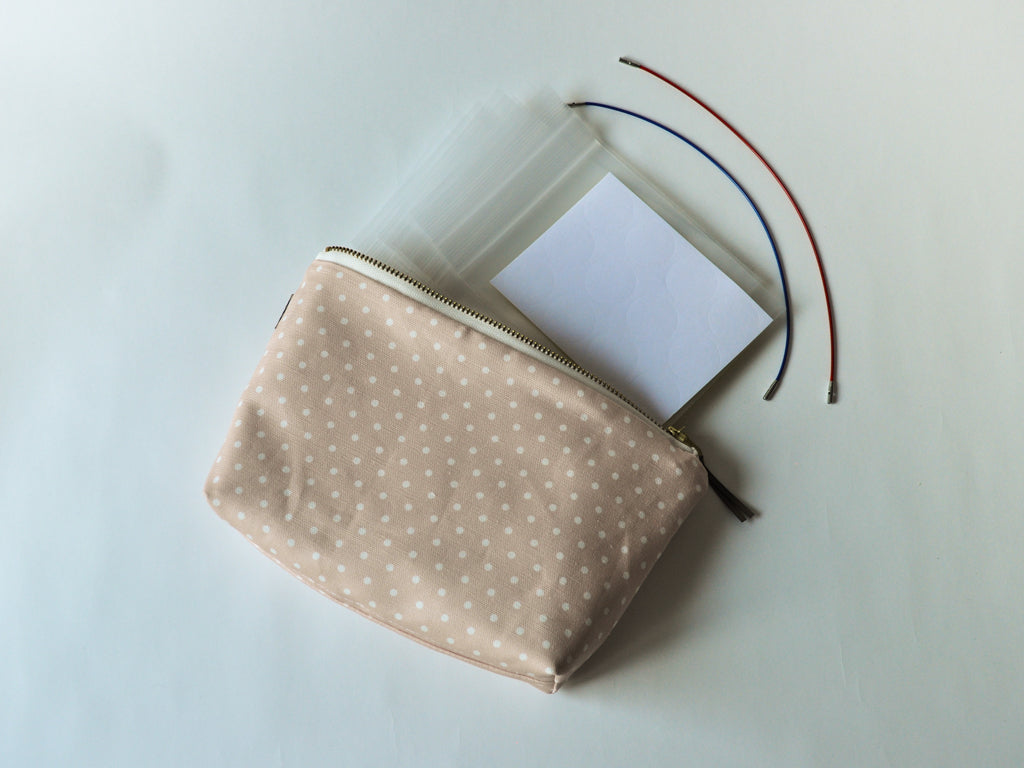 Cable Organizer in "Pink Polka Dots"