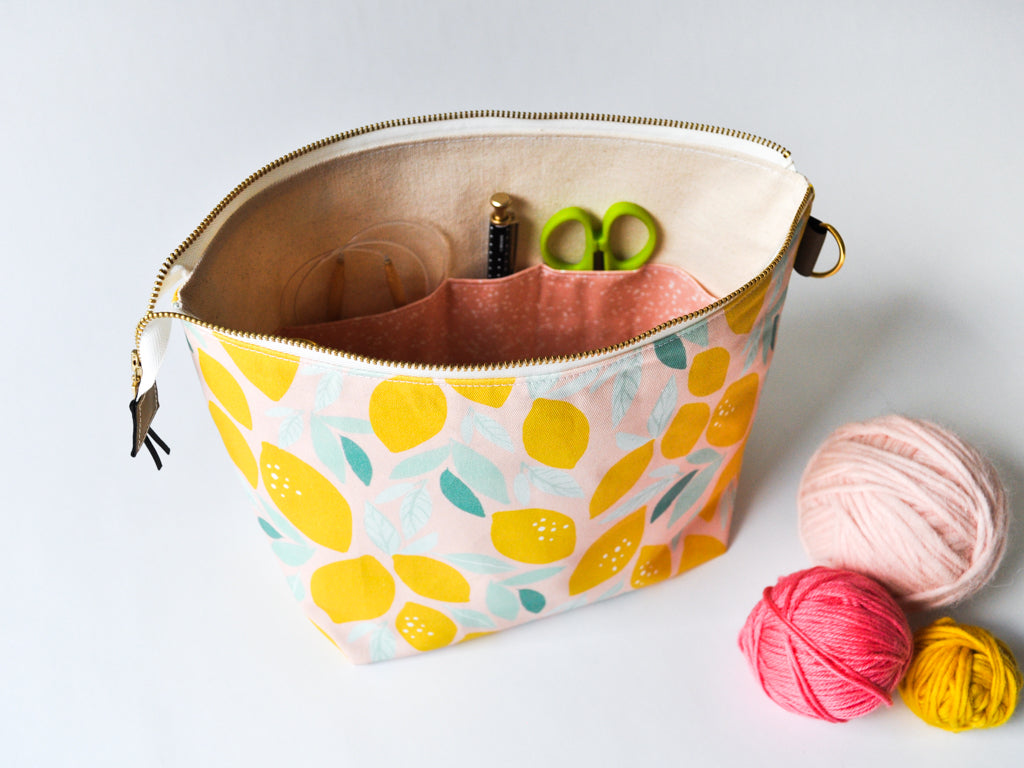 SLIGHTLY IMPERFECT - Small Project Bag in "Yellow Lemons"