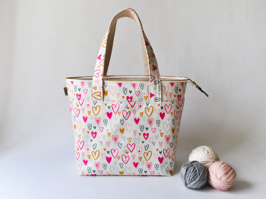 Large Project Bag in "Bursting Hearts"