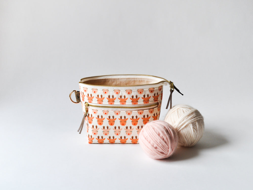 Extra Small Project Bag in "Sweet Reindeer"