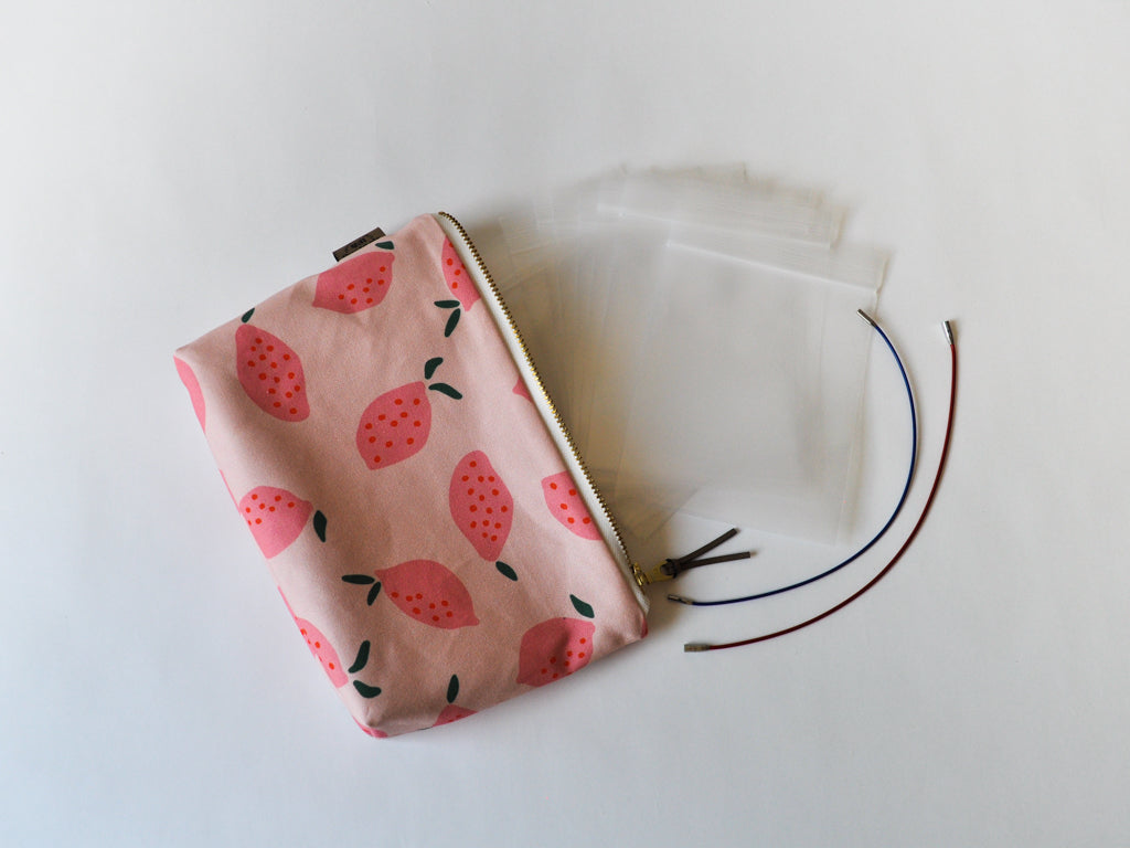 Cable Organizer in "Pink Lemons"