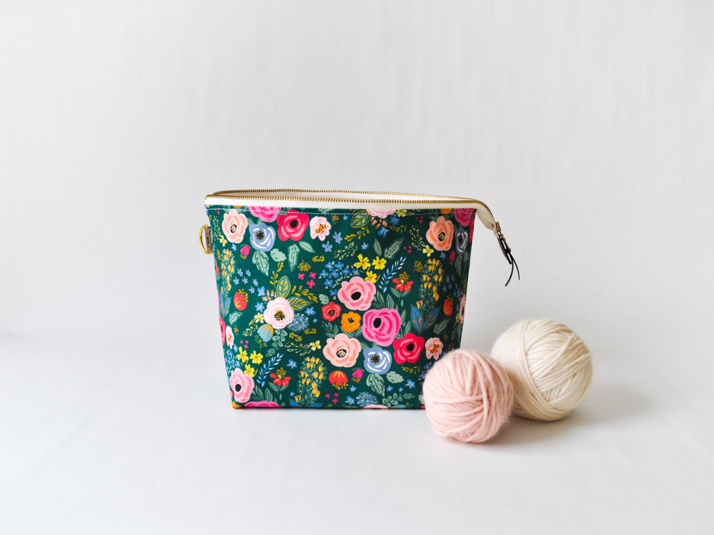 Small Project Bag in "In the Garden"