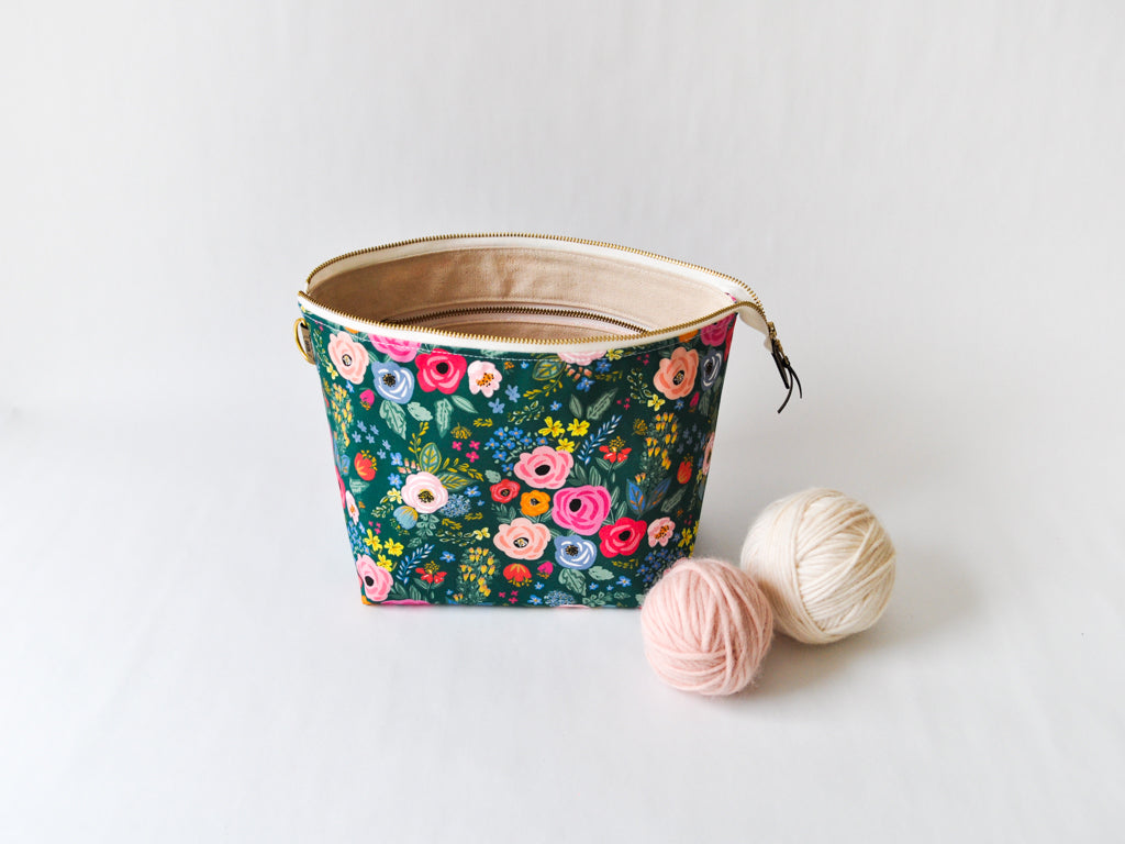 Small Project Bag in "In the Garden"