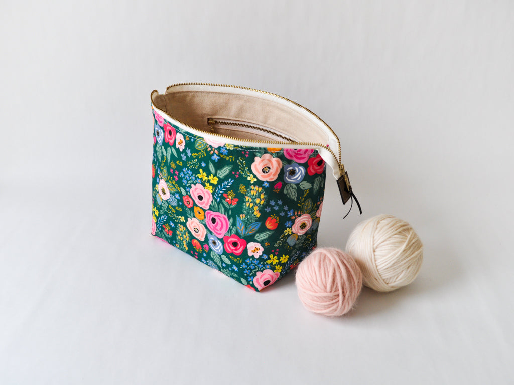 Small Project Bag in "In the Garden"