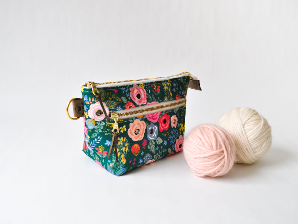 Extra Small Project Bag in "In the Garden"