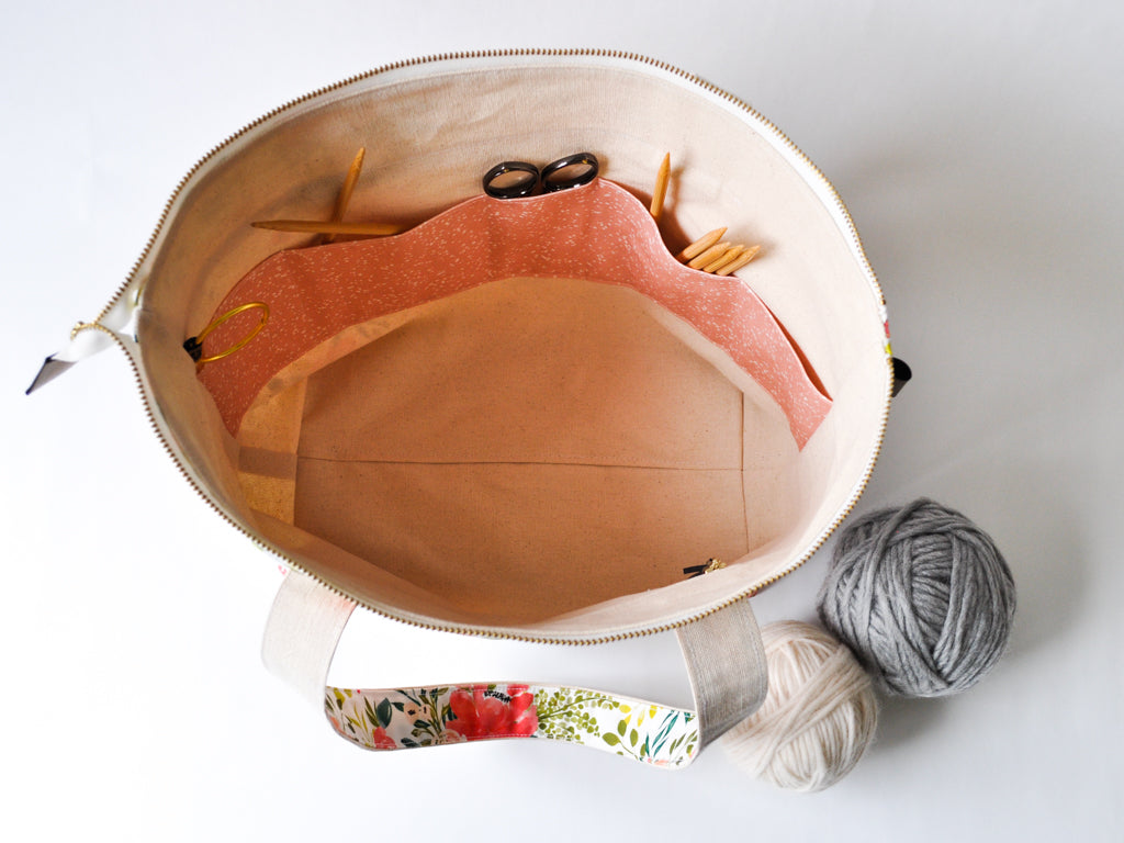 Large Project Bag in "Peach and Posey"