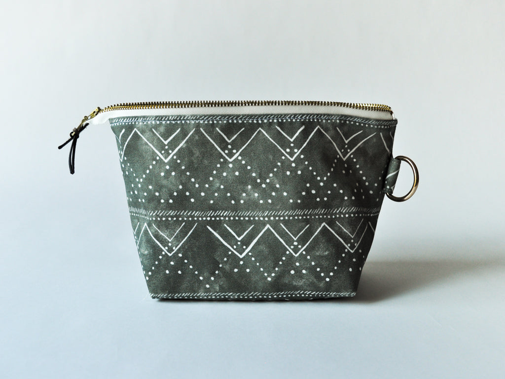 SLIGHTLY IMPERFECT - Extra Small Project Bag in "Mountains in Sage"