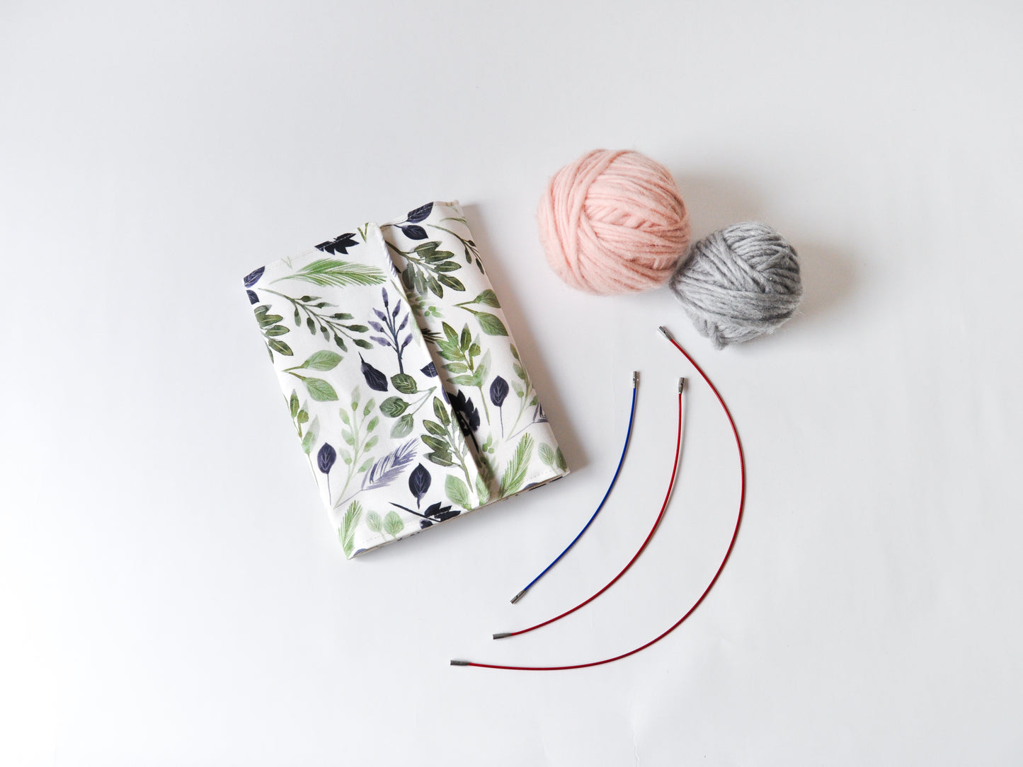 Cable Organizer in "Mod Botanics"