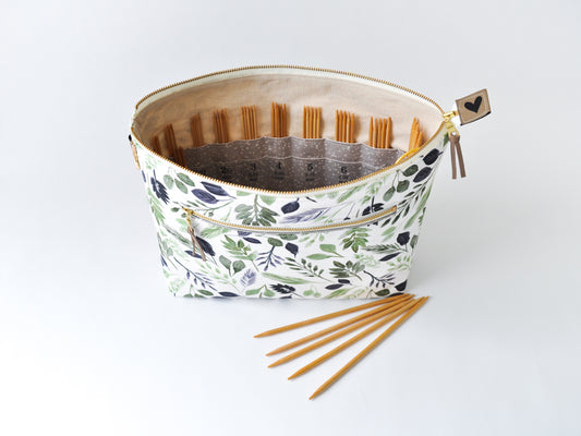 Double Pointed Knitting Needle Organizer in "Mod Botanics"