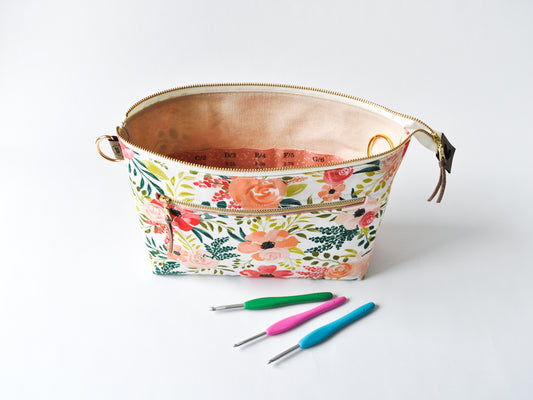 Crochet Hook Organizer in "Peach and Posey"