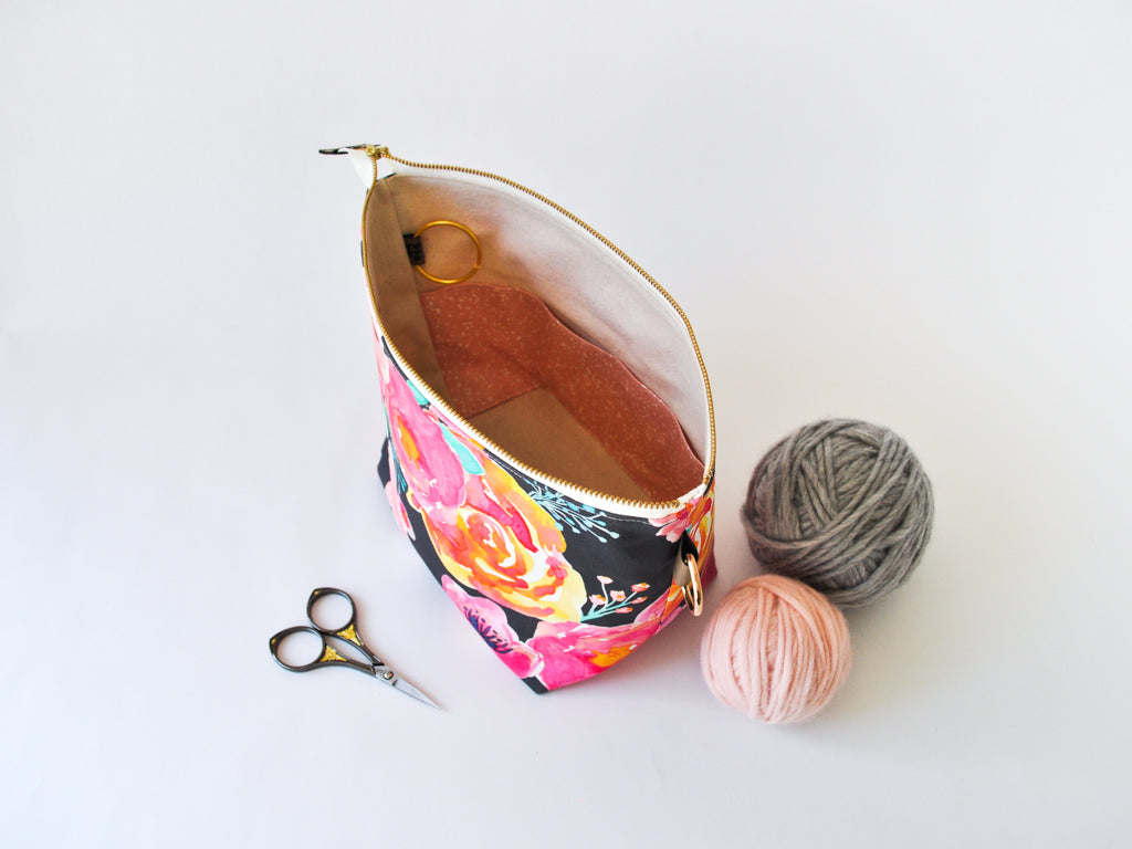 Small Project Bag in "Blushing Floral"