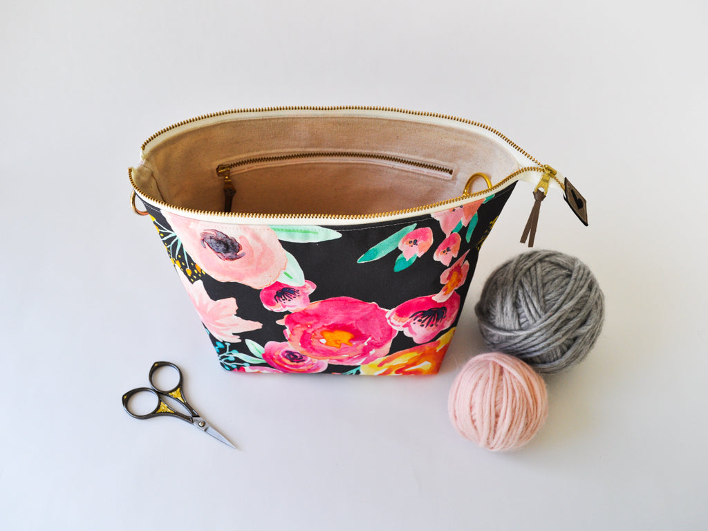 Small Project Bag in "Blushing Floral"