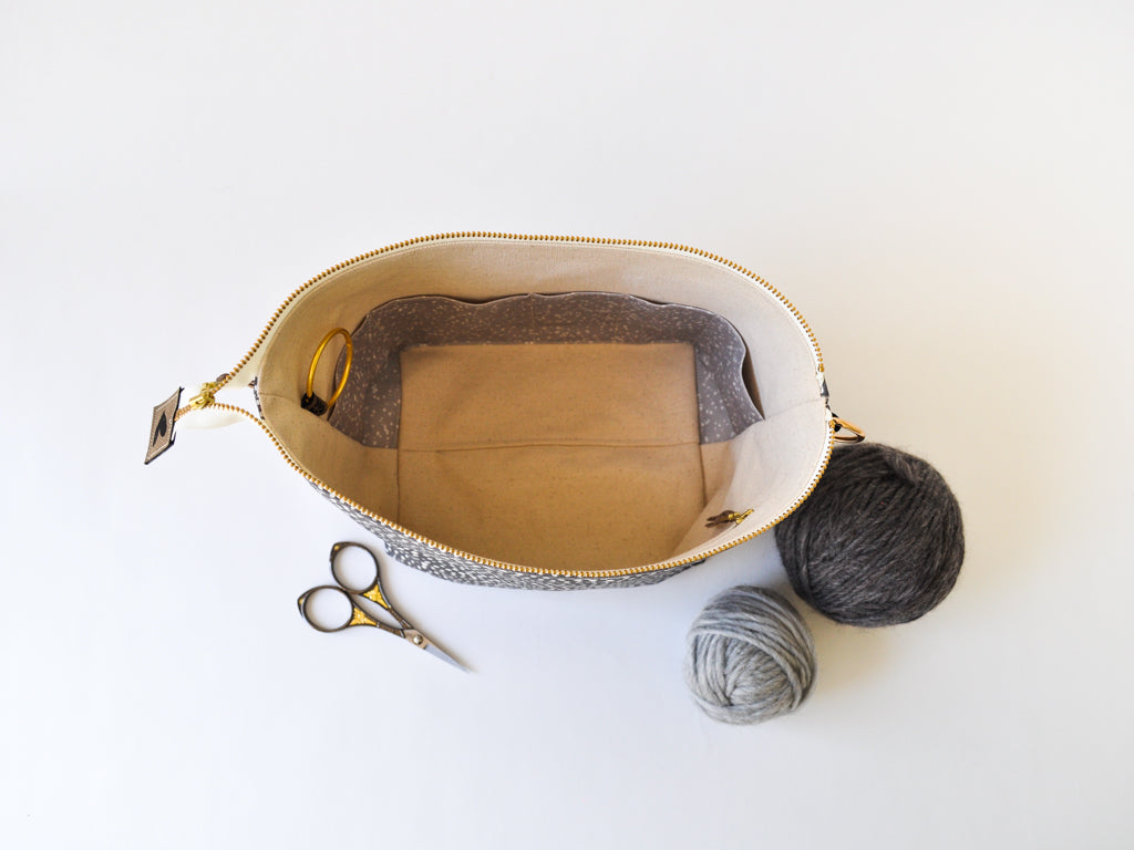 Small Project Bag in "Little Skipping Stones in Charcoal"