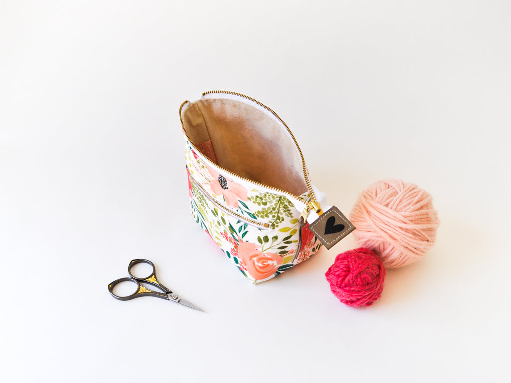 Extra Small Project Bag in "Peach and Posey"