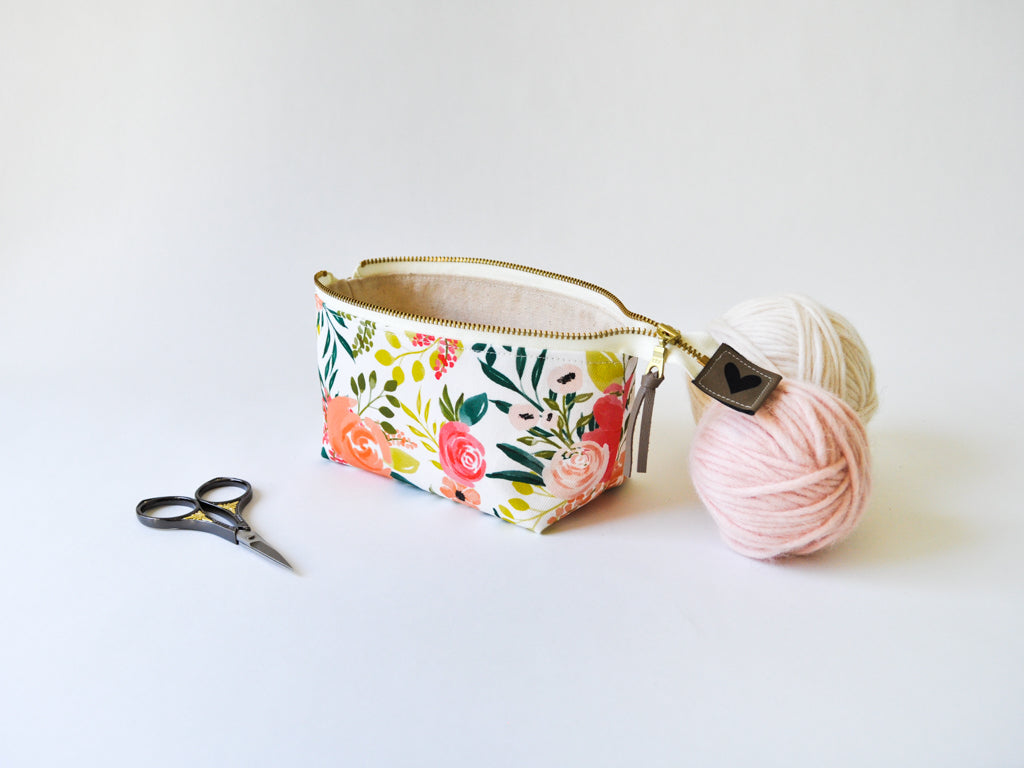 Notions Pouch in "Peach and Posey"