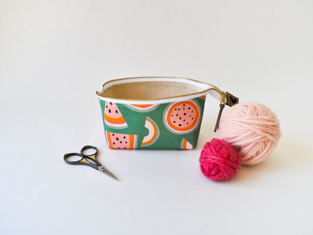 Notions Pouch in "Rainbow Melon"