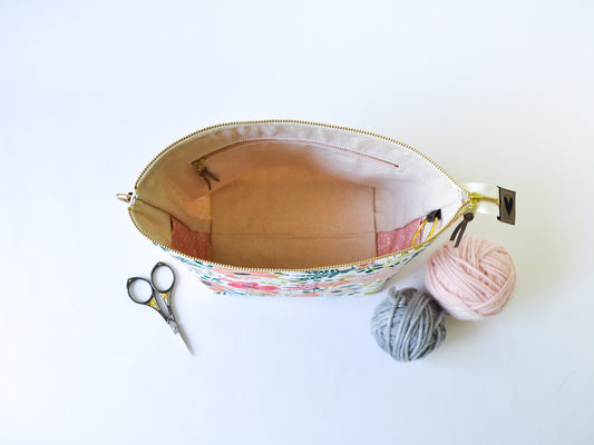 Small Project Bag in "Peach and Posey"