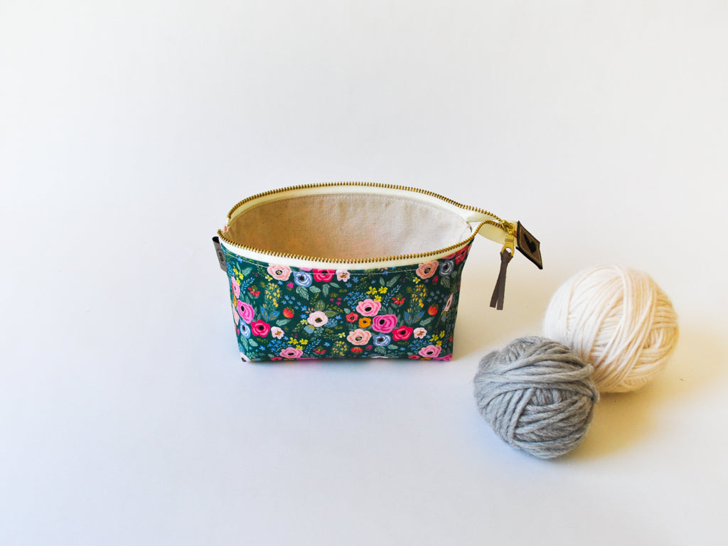 Notions Pouch in "In the Garden in Emerald"