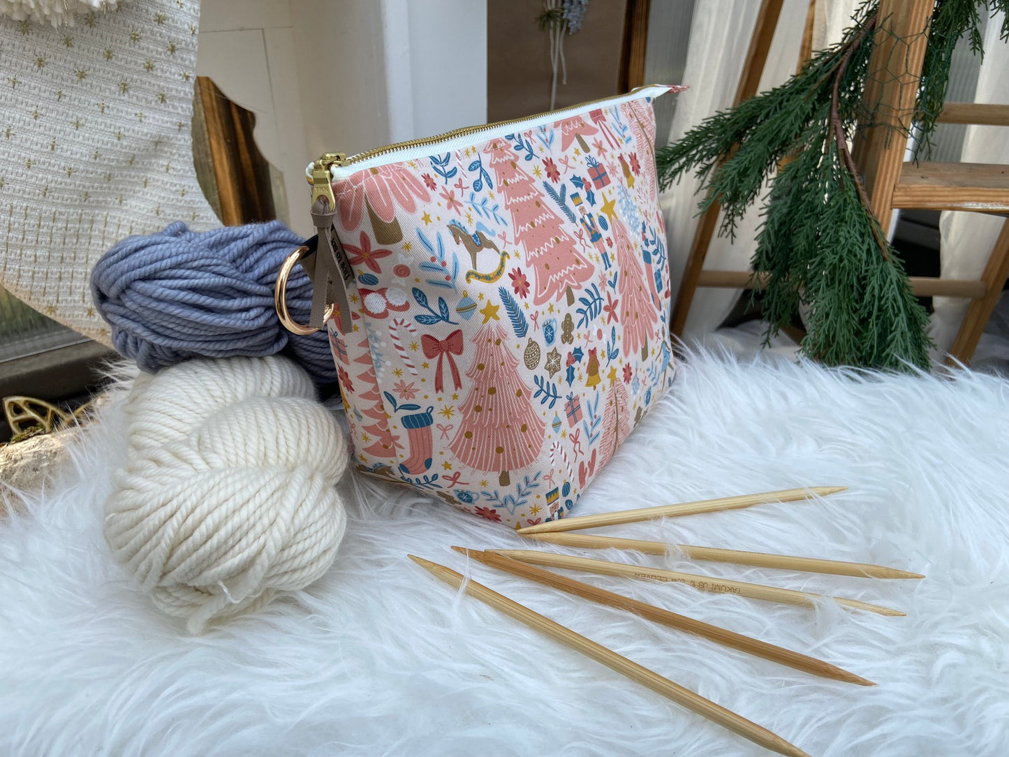 Small Project Bag in "Decorating the Tree"