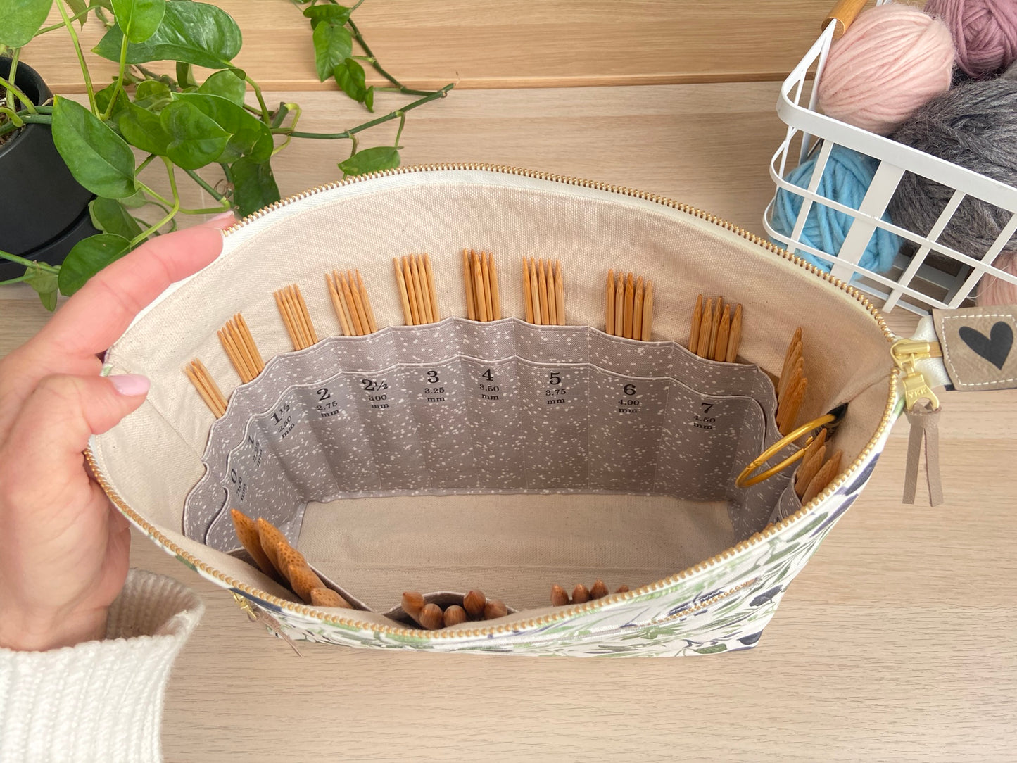 Double Pointed Knitting Needle Organizer in "Mod Botanics"