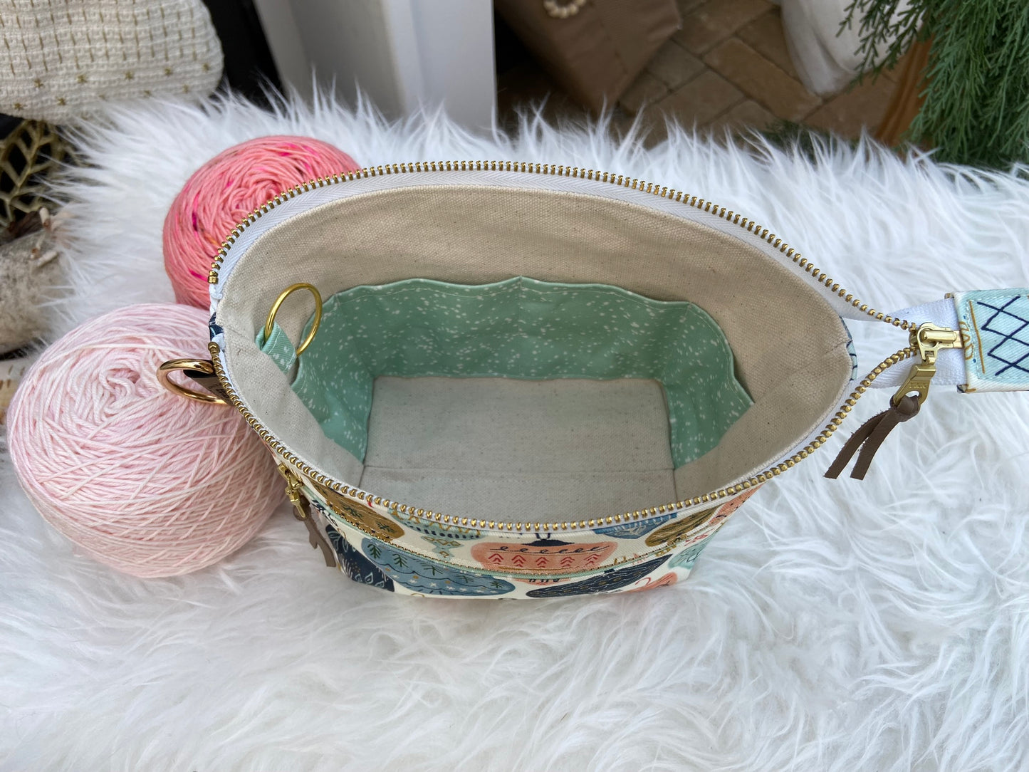 Extra Small Project Bag in "Vintage Ornaments"